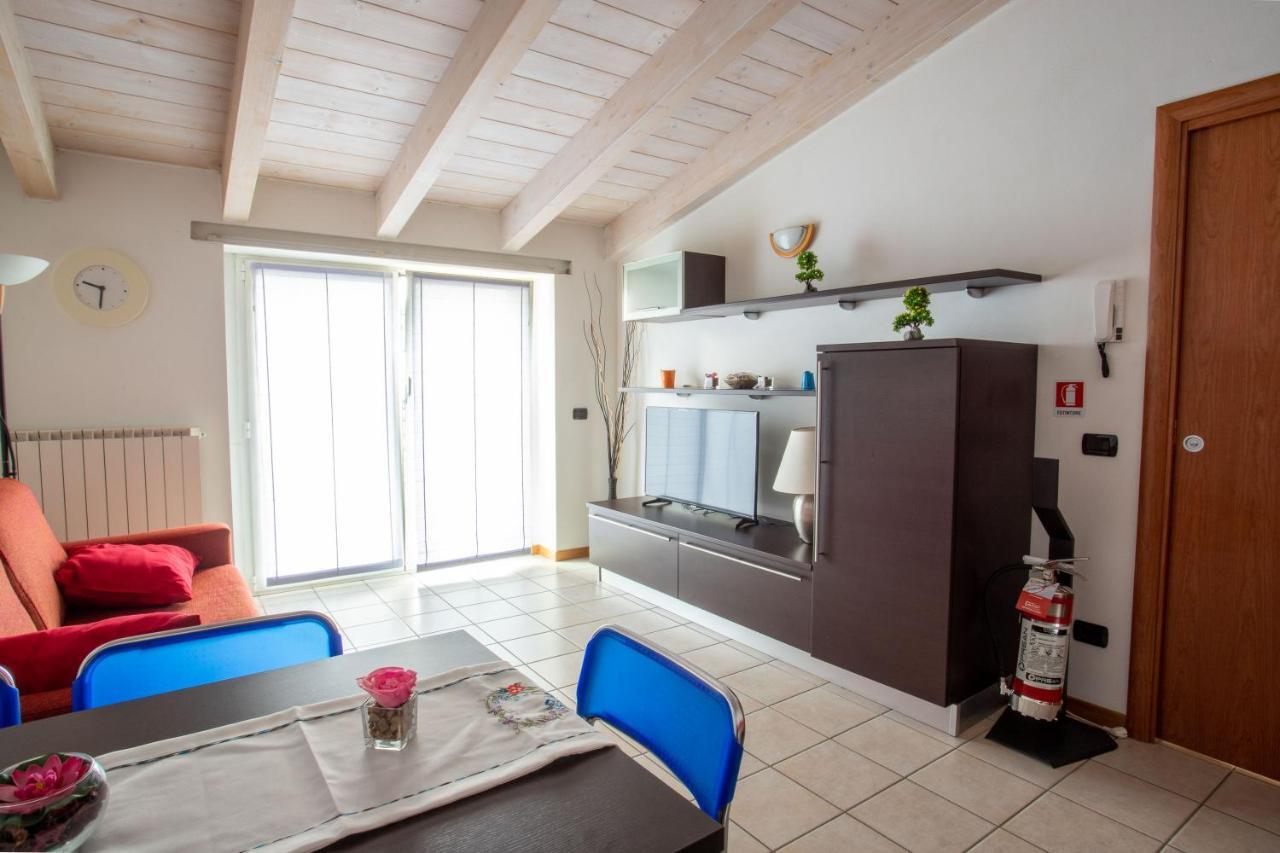 Casa Vacanze Valeria Sondrio Exterior foto
