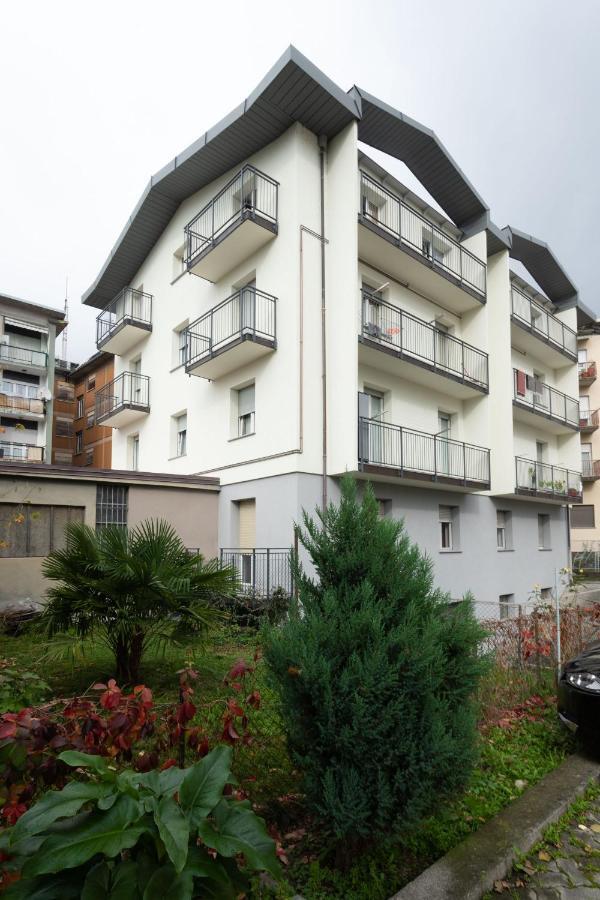 Casa Vacanze Valeria Sondrio Exterior foto